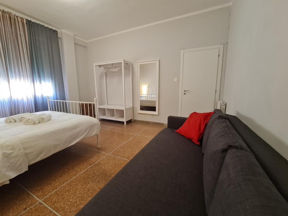 Lc Gramsci Guest House Self Check-In Πίζα Εξωτερικό φωτογραφία
